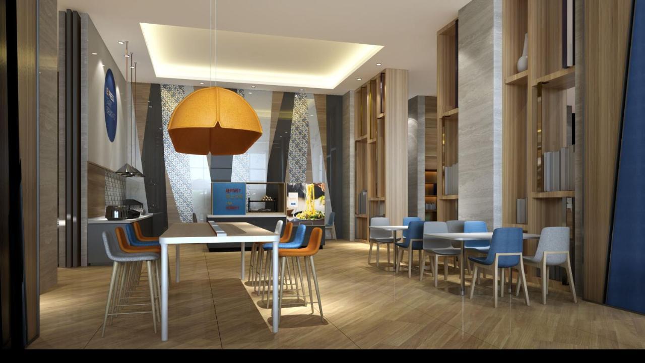 Holiday Inn Express Kaifeng City Center By Ihg Eksteriør bilde